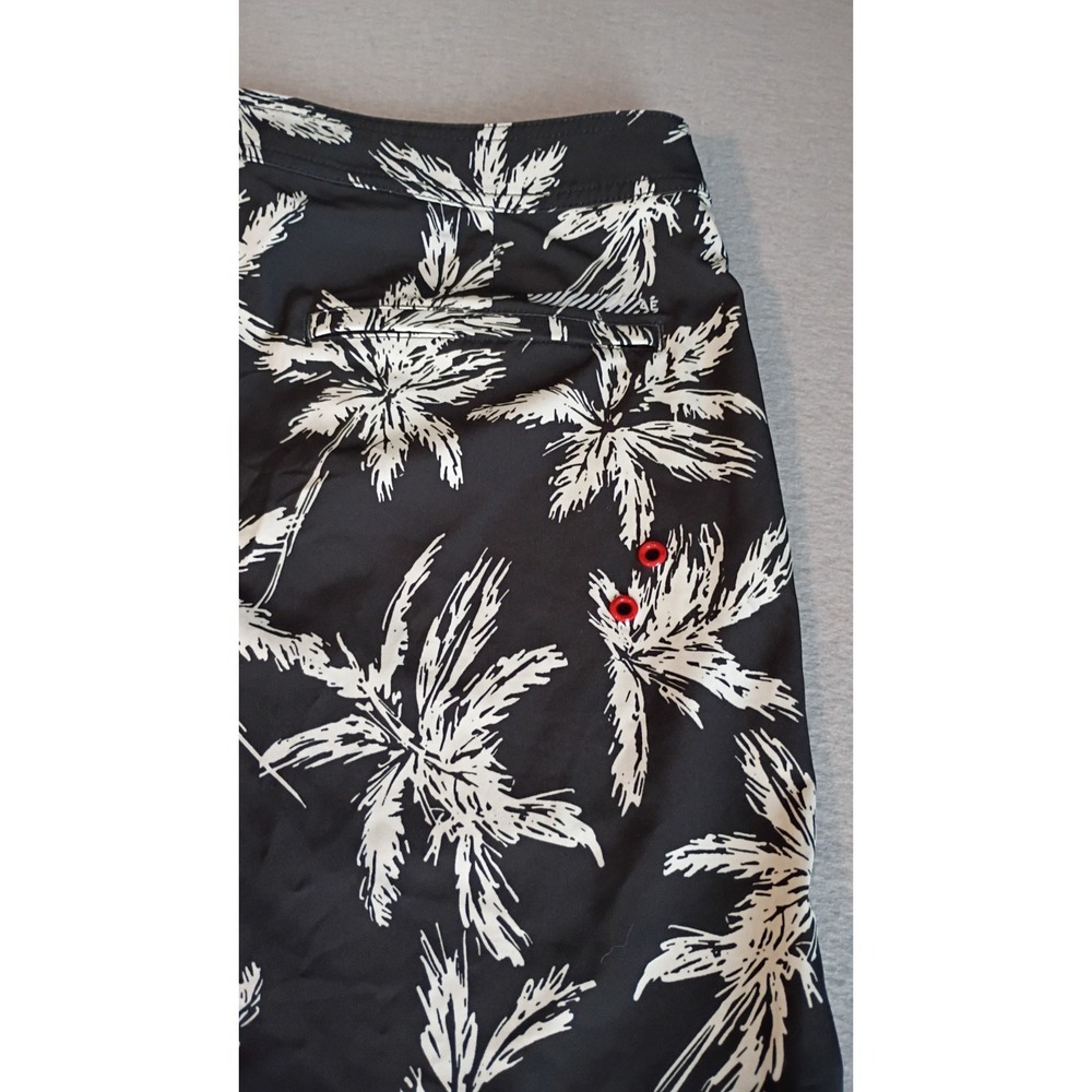American Eagle Men's Size Large Swim Board Shorts Tropical Print Black/White - Picture 3 of 14